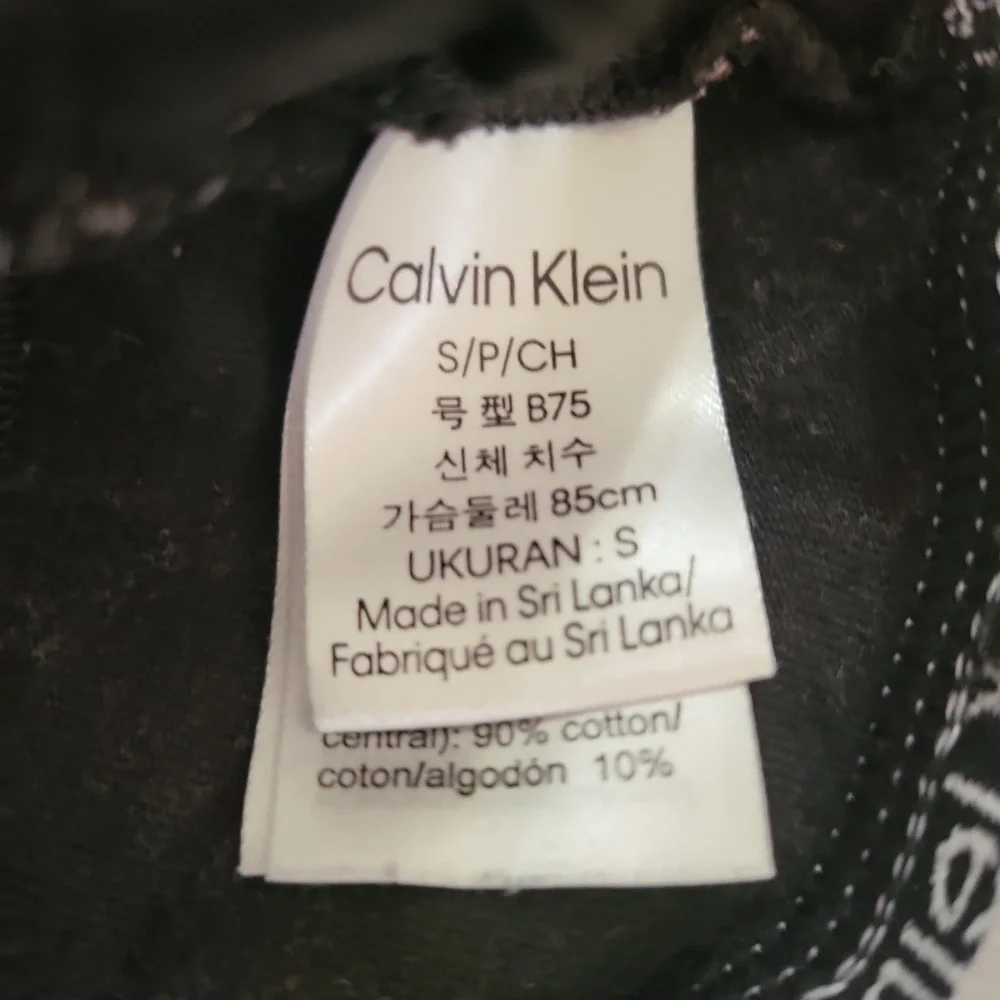 🌿Bra Lot of 3 Women's Small/Medium Sports Bras in Blue, Green, Black & White - Picture 3 of 6